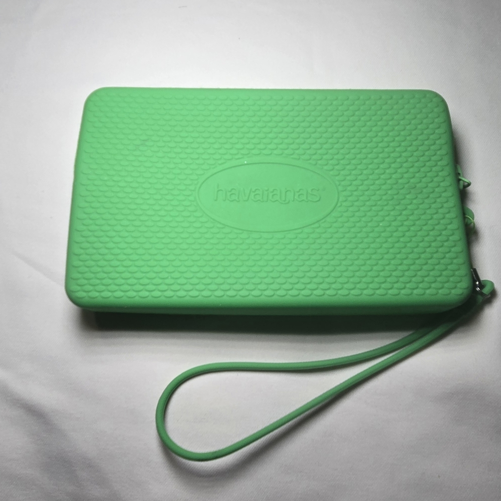 Havaianas Green Tablet Case